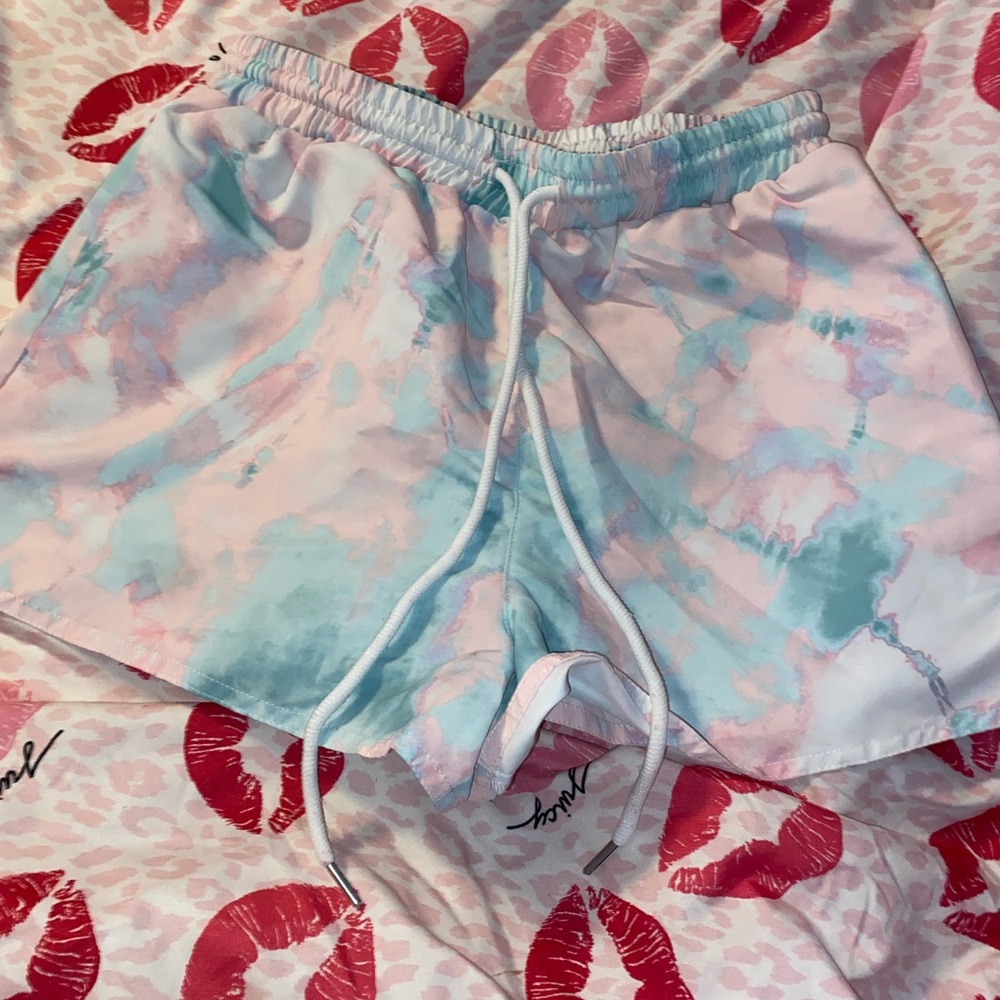 Forever 21 Tie-Dye Women's Shorts
